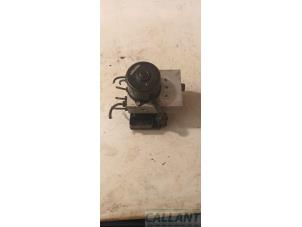 Gebruikte ABS Pomp Jaguar XK 8 Convertible 4.0 V8 32V Prijs € 423,50 Inclusief btw aangeboden door Garage Callant