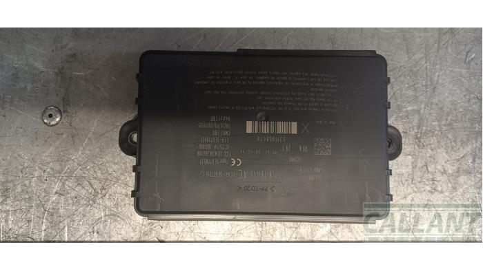 Gebruikte Module keyless vehicle Landrover Range Rover Evoque (LVJ/LVS) 2.2 TD4 16V Prijs € 60,50 Inclusief btw aangeboden door Garage Callant