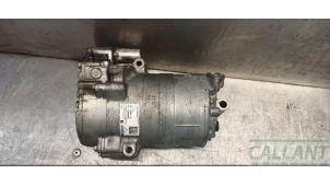 Gebruikte Pomp Airco Landrover Discovery Sport (LC) 1.5 P300e 12V AWD Prijs € 574,75 Inclusief btw aangeboden door Garage Callant