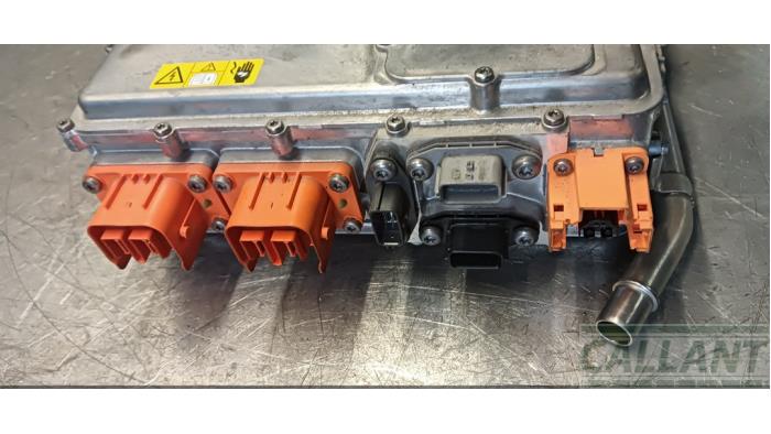 HV verdeelkast van een Land Rover Discovery Sport (LC) 1.5 P300e 12V AWD 2020