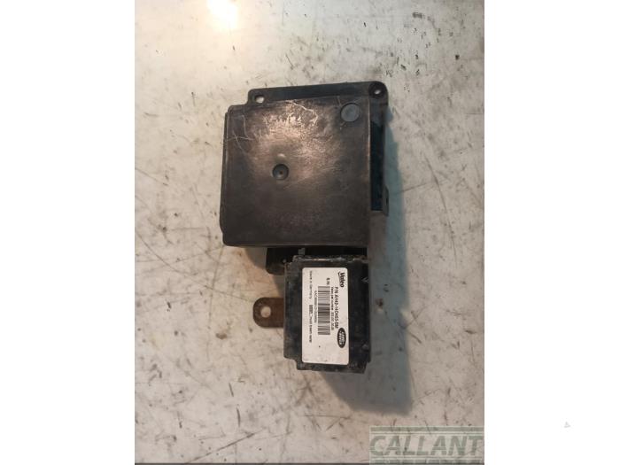 Gebruikte Dode hoek sensor Landrover Range Rover III (LM) 3.6 TDV8 32V Prijs € 199,65 Inclusief btw aangeboden door Garage Callant