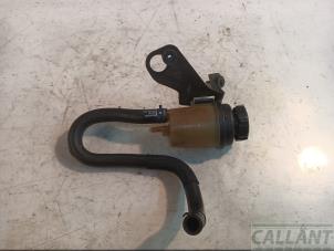 Gebruikte Servo Oliereservoir Jaguar XF Sportbrake Prijs € 18,15 Inclusief btw aangeboden door Garage Callant