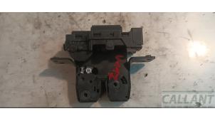 Gebruikte Kofferdeksel Slotmechaniek Jaguar S-type (X200) 4.2 V8 32V Prijs € 66,55 Inclusief btw aangeboden door Garage Callant