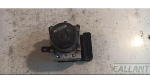 Gebruikte ABS Pomp Jaguar S-type (X200) 4.2 V8 32V Prijs € 272,25 Inclusief btw aangeboden door Garage Callant