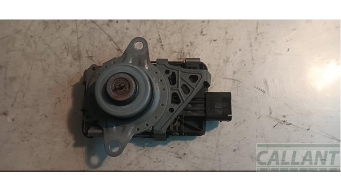 Gebruikte Transfer module 4x4 BMW X4 (G02) xDrive 20d 2.0 TwinPower Turbo 16V Prijs € 514,25 Inclusief btw aangeboden door Garage Callant