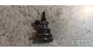 Gebruikte Adblue injector Jaguar XE 2.0d 180 16V Prijs € 90,75 Inclusief btw aangeboden door Garage Callant