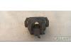 Jaguar XE 2.0d 180 16V Remklauw (Tang) links-voor