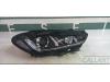 Jaguar XE 2.0d 180 16V Koplamp rechts