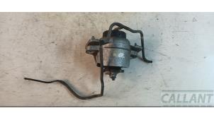 Gebruikte Motorrubber Jaguar XE 2.0d 180 16V Prijs € 90,75 Inclusief btw aangeboden door Garage Callant