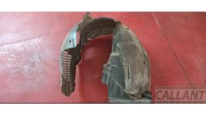 Gebruikte Slijkweerder Jaguar XE 2.0d 180 16V Prijs € 60,50 Inclusief btw aangeboden door Garage Callant