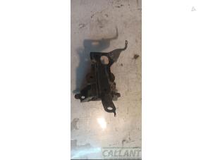 Gebruikte Motorsteun Peugeot 107 1.0 12V Prijs € 42,35 Inclusief btw aangeboden door Garage Callant