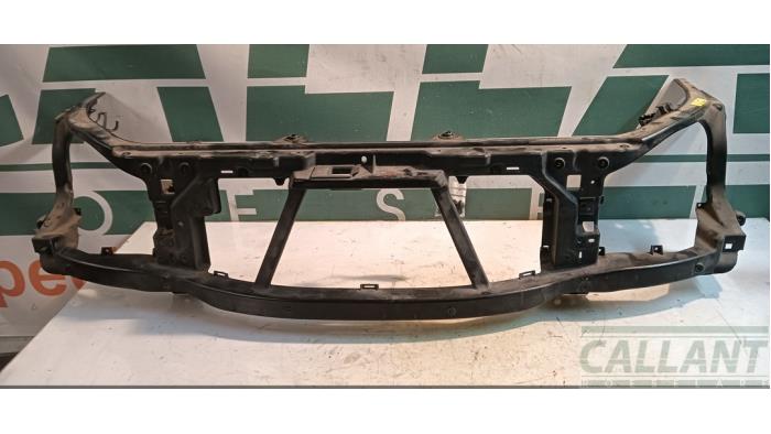 Gebruikte Voorfront Landrover Range Rover IV (LG) 4.4 SDV8 32V Prijs € 363,00 Inclusief btw aangeboden door Garage Callant