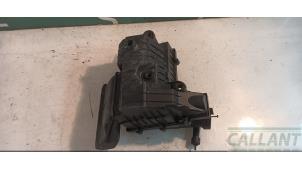 Gebruikte Luchtfilterhuis Volkswagen Golf VII Variant (AUVV) 1.6 TDI BMT 16V Prijs € 60,50 Inclusief btw aangeboden door Garage Callant