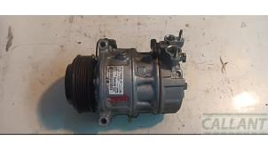 Gebruikte Pomp Airco Landrover Range Rover IV (LG) 4.4 SDV8 32V Prijs € 139,15 Inclusief btw aangeboden door Garage Callant