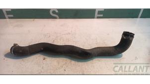 Gebruikte Intercooler Slang Landrover Range Rover IV (LG) 4.4 SDV8 32V Prijs € 48,40 Inclusief btw aangeboden door Garage Callant