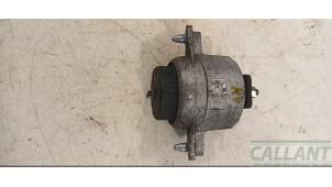 Gebruikte Motorrubber Jaguar XE 2.0 D E-Performance 16V Prijs € 90,75 Inclusief btw aangeboden door Garage Callant