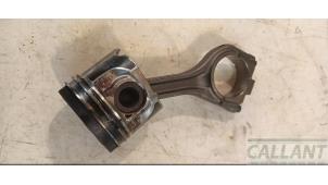 Gebruikte Zuiger Jaguar XE 2.0 D E-Performance 16V Prijs € 121,00 Inclusief btw aangeboden door Garage Callant