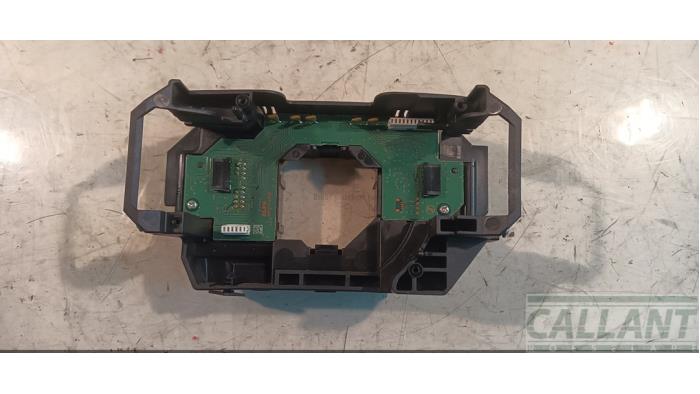 Gebruikte Diversen Landrover Range Rover IV (LG) 4.4 SDV8 32V Prijs € 30,25 Inclusief btw aangeboden door Garage Callant