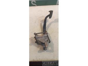 Gebruikte Rempedaal Landrover Range Rover IV (LG) 4.4 SDV8 32V Prijs € 102,85 Inclusief btw aangeboden door Garage Callant