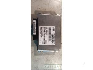 Gebruikte Transfer module 4x4 Landrover Range Rover IV (LG) 4.4 SDV8 32V Prijs € 163,35 Inclusief btw aangeboden door Garage Callant