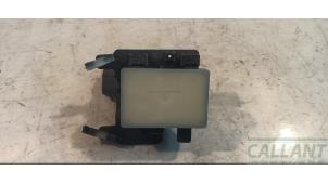 Gebruikte Dode hoek sensor Landrover Range Rover IV (LG) 4.4 SDV8 32V Prijs € 181,50 Inclusief btw aangeboden door Garage Callant