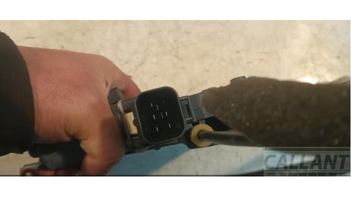 Ruitmechaniek 4Deurs rechts-achter van een Jaguar XJ (X351) 3.0 D V6 24V 2010