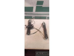 Gebruikte Raammechaniek 4Deurs links-voor Landrover Range Rover Evoque (LVJ/LVS) 2.2 TD4 16V Prijs € 90,75 Inclusief btw aangeboden door Garage Callant