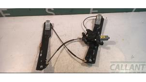 Gebruikte Ruitmechaniek 4Deurs rechts-voor Landrover Range Rover Evoque (LVJ/LVS) 2.2 TD4 16V Prijs € 60,50 Inclusief btw aangeboden door Garage Callant