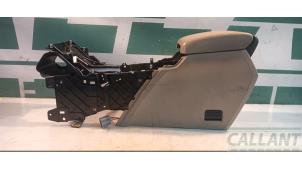 Gebruikte Middenconsoles Landrover Range Rover Evoque (LVJ/LVS) 2.2 TD4 16V Prijs € 181,50 Inclusief btw aangeboden door Garage Callant