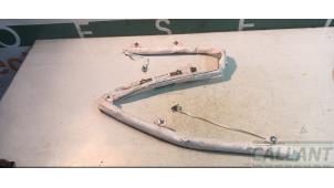 Gebruikte Airbag hemel links Landrover Range Rover IV (LG) 4.4 SDV8 32V Prijs € 199,65 Inclusief btw aangeboden door Garage Callant