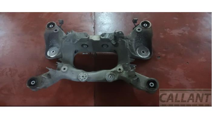 Gebruikte Subframe Landrover Range Rover IV (LG) 4.4 SDV8 32V Prijs € 665,50 Inclusief btw aangeboden door Garage Callant