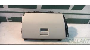 Gebruikte Dashboardkastje Landrover Discovery Sport (LC) 2.0 eD4 150 16V Prijs € 90,75 Inclusief btw aangeboden door Garage Callant