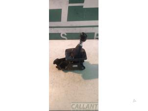 Gebruikte Versnellingspook Landrover Discovery Sport (LC) 2.0 eD4 150 16V Prijs € 139,15 Inclusief btw aangeboden door Garage Callant