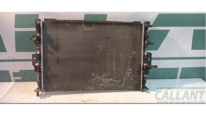 Gebruikte Radiateur Volvo V40 (MV) 1.6 D2 Prijs € 60,50 Inclusief btw aangeboden door Garage Callant