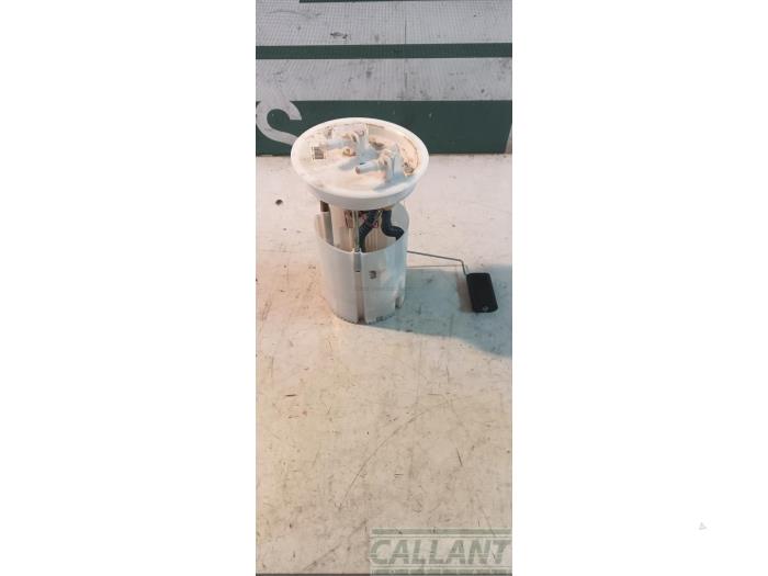 Gebruikte Tank element Pomp Volvo V40 (MV) 1.6 D2 Prijs € 60,50 Inclusief btw aangeboden door Garage Callant