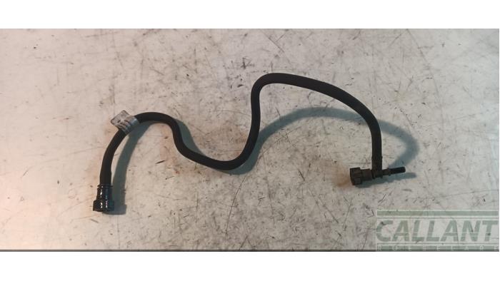 Gebruikte Brandstofleiding Landrover Range Rover Sport (LS) 3.0 S TDV6 Prijs € 54,45 Inclusief btw aangeboden door Garage Callant