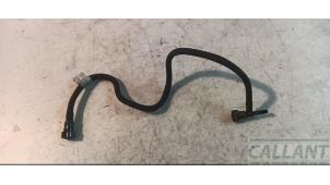 Gebruikte Brandstofleiding Landrover Range Rover Sport (LS) 3.0 S TDV6 Prijs € 54,45 Inclusief btw aangeboden door Garage Callant