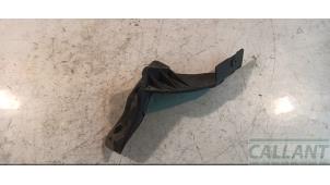 Gebruikte Steun (diversen) Citroen C4 Cactus (0B/0P) 1.5 Blue HDi 100 Prijs € 12,10 Inclusief btw aangeboden door Garage Callant