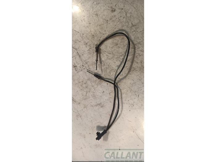 Gebruikte Uitlaat temperatuursensor Citroen C4 Cactus (0B/0P) 1.5 Blue HDi 100 Prijs € 90,75 Inclusief btw aangeboden door Garage Callant