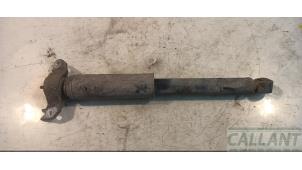 Gebruikte Schokdemper links-achter Opel Insignia Sports Tourer 2.0 CDTI 16V 160 Ecotec Prijs € 36,30 Inclusief btw aangeboden door Garage Callant