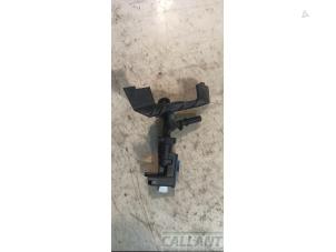 Gebruikte Diversen Citroen C4 Cactus (0B/0P) 1.5 Blue HDi 100 Prijs € 36,30 Inclusief btw aangeboden door Garage Callant