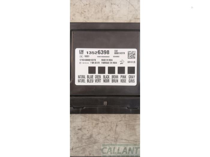 Computer Body Control van een Opel Astra K Sports Tourer 1.0 Turbo 12V 2018