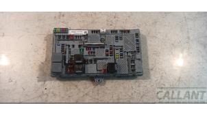 Gebruikte Zekeringkast Landrover Range Rover Velar (LY) 2.0 16V P250 AWD Prijs € 90,75 Inclusief btw aangeboden door Garage Callant