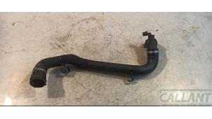 Gebruikte Koelwaterslang Landrover Range Rover Velar (LY) 2.0 16V P250 AWD Prijs € 36,30 Inclusief btw aangeboden door Garage Callant