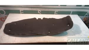 Gebruikte Bekleding Motorkap Landrover Range Rover Velar (LY) 2.0 16V P250 AWD Prijs € 121,00 Inclusief btw aangeboden door Garage Callant