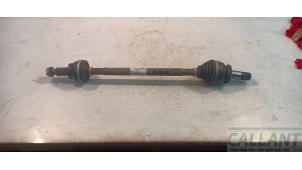 Gebruikte Aandrijfas links-achter Landrover Range Rover Velar (LY) 2.0 16V P250 AWD Prijs € 181,50 Inclusief btw aangeboden door Garage Callant