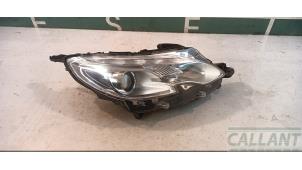 Gebruikte Rechter Koplamp Peugeot 2008 (CU) 1.2 Vti 12V PureTech 82 Prijs € 223,85 Inclusief btw aangeboden door Garage Callant