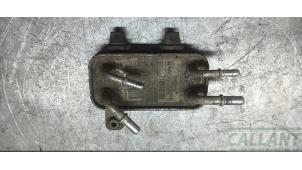 Gebruikte Brandstofkoeler Landrover Discovery IV (LAS) 3.0 SD V6 24V Prijs € 60,50 Inclusief btw aangeboden door Garage Callant