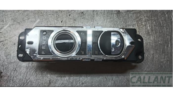 Gebruikte Versnellingspook Jaguar XJ (X351) 2.0 i4 Ti 16V Prijs € 363,00 Inclusief btw aangeboden door Garage Callant