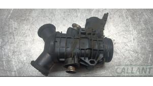 Gebruikte Gasklephuis Jaguar S-type (X200) 2.7 D 24V Prijs € 199,65 Inclusief btw aangeboden door Garage Callant